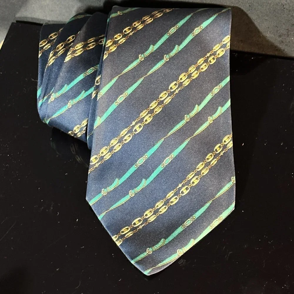 Gucci Logo Silk Tie Kelly Green Blue Striped Gold Link Chain Monogram Academia